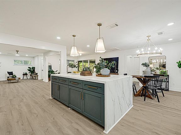 3rd image of 4834 Spellman Rd