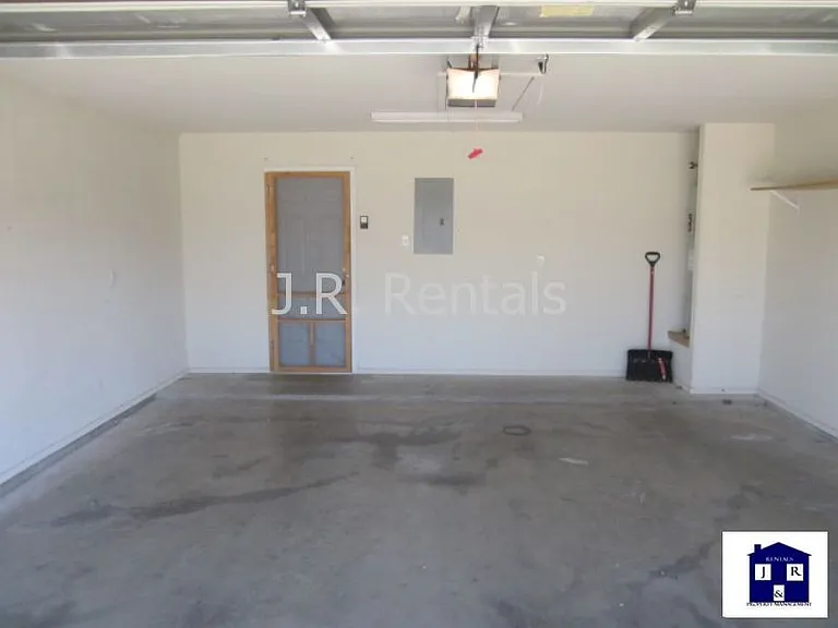 1906 Flagstaff Dr — Photo 72