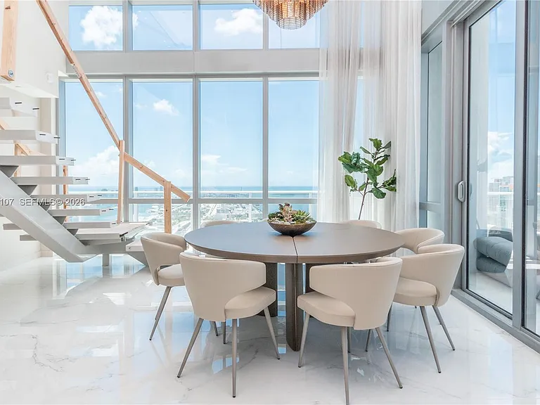 851 NE 1st Ave #Penthouse 4611 — Photo 16