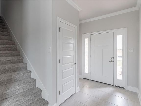 2nd image of 401 Sunway Dr