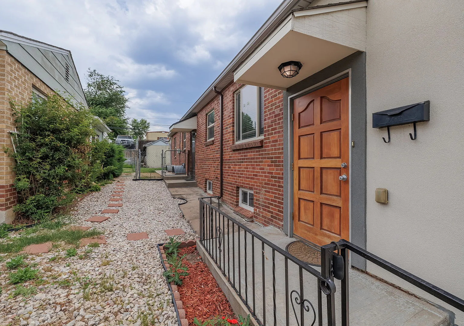 3 bed, 1900 sqft, $2,800 — Photo 4