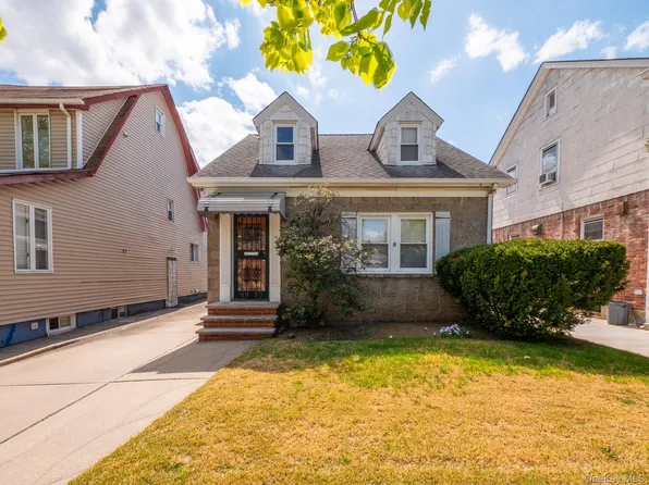 8990 221st Street, Queens Village, NY 11427
