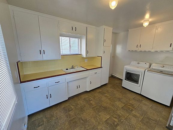 2nd image of 2829 Morena Blvd #2827