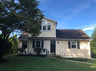 15 Woodmere Ct, Paoli, PA 19301