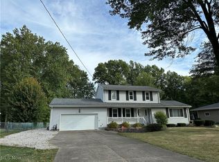 9131 Cain Dr NE, Warren, OH