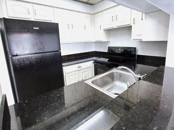 7221 Golf Colony Court #102, Lake Worth, FL 33467