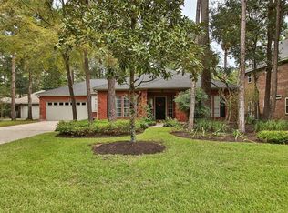 18 Quiet Oak Cir, Spring, TX 77381