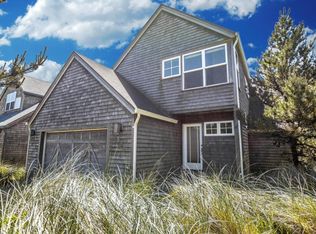 5695 Barefoot Ln, Pacific City, OR