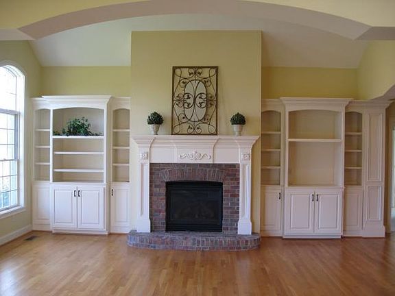 2nd image of 6739 Stonegate Dr