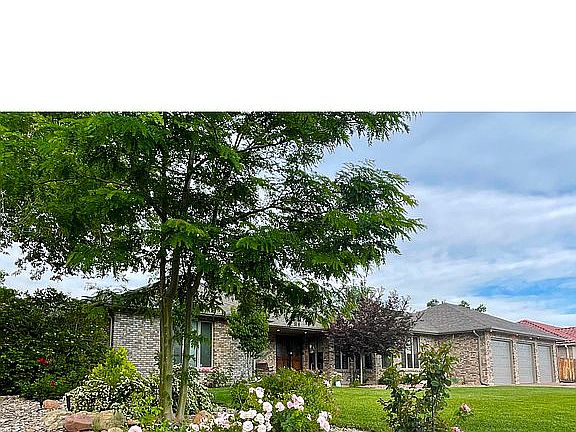 2nd image of 206 Alhambra Dr