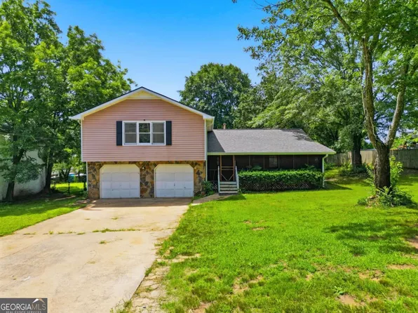 5894 Homestead Ln, Norcross, GA 30093