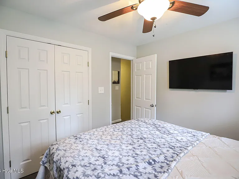 5804 Lanatte Ln — Photo 26