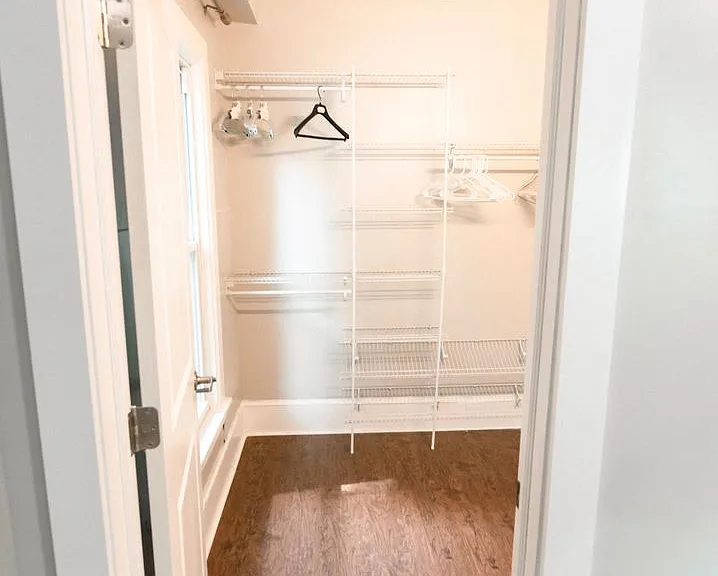 1002 N Aurora St — Photo 155