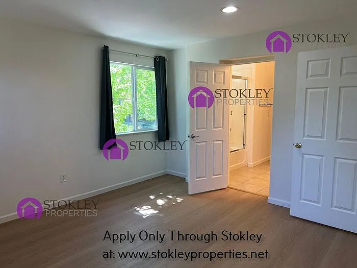 1 Addison Ct — Photo 46