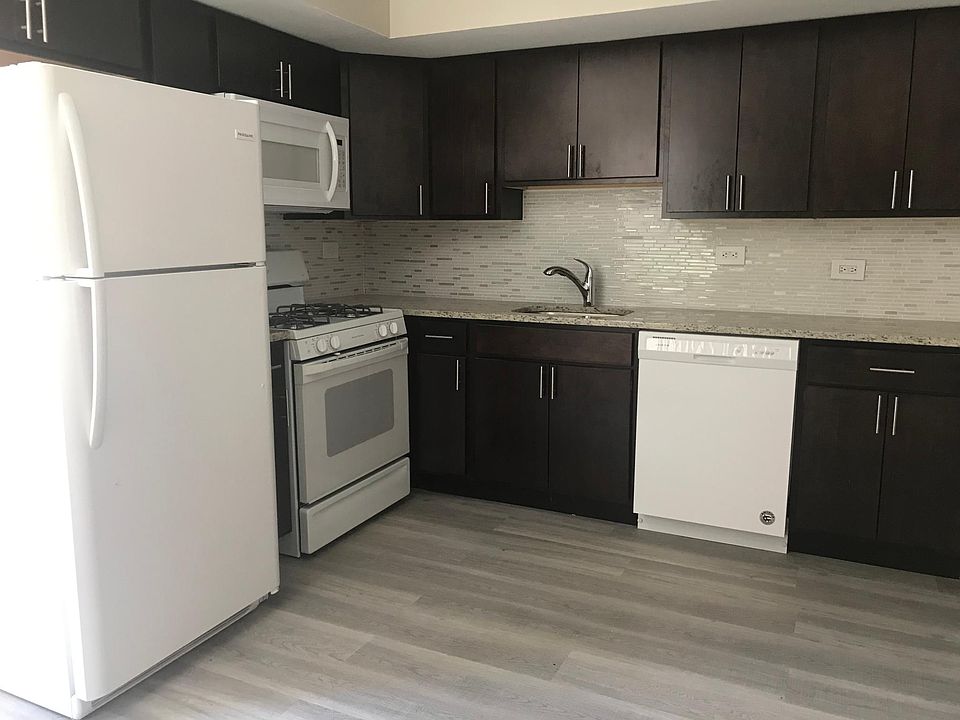 1st image of 6756 N Sauganash Ave #Gs