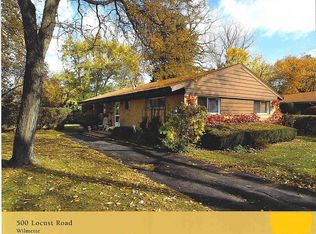 500 Locust Rd, Wilmette, IL 60091