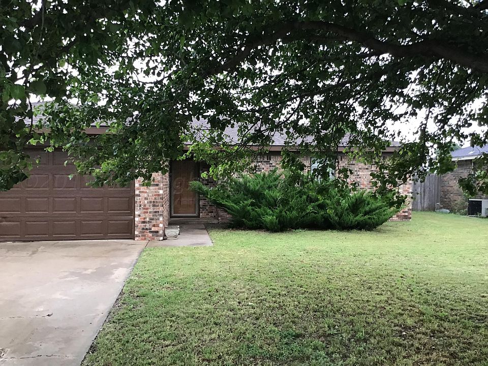 1st image of 2618 Seminole Dr
