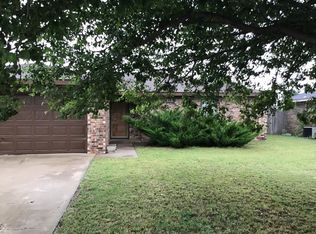 2618 Seminole Dr, Pampa, TX 79065