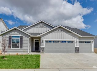 828 N Chastain Ln, Eagle, ID 83616