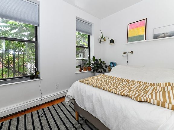 2nd image of 166 Orchard St APT 4