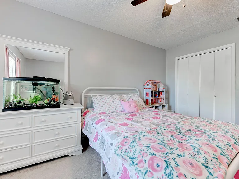 303 Manning Dr — Photo 7