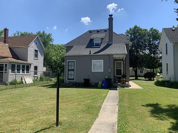 2nd image of 2306 Wallace St