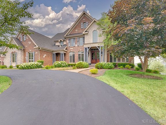 2nd image of 39W668 Goldenrod Dr