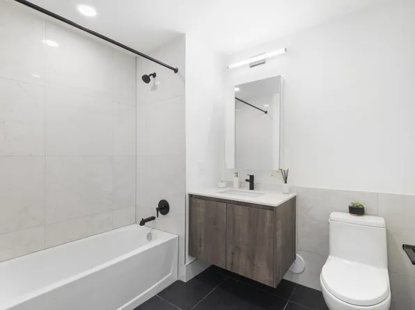 55 Jordan Avenue image 4 of 24