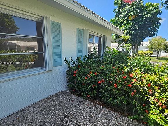 2nd image of 1400 NW 90th Way