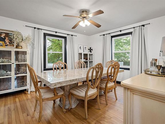 5th image of 158 E Rose Hill Ave