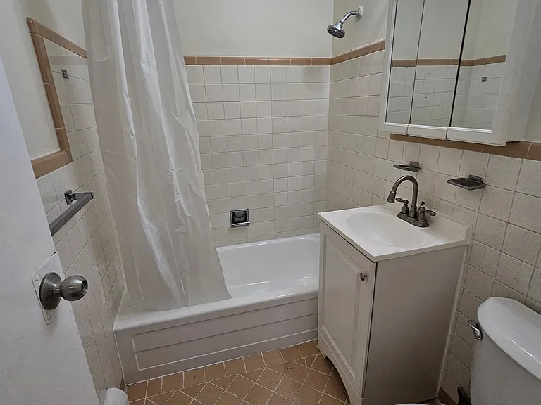 1677 Geneva St #7 — Photo 5