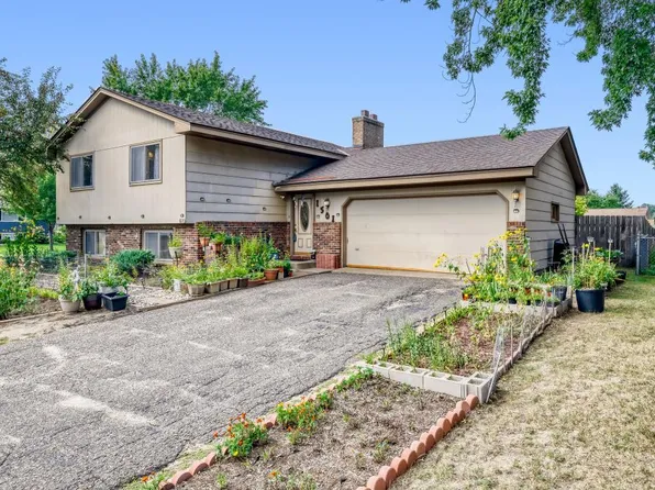 1501 131st Ln NE, Blaine, MN 55449
