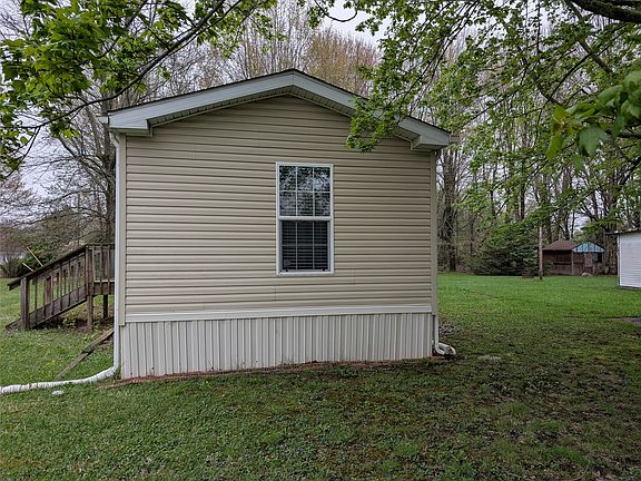 2nd image of 10554 Collins Dr