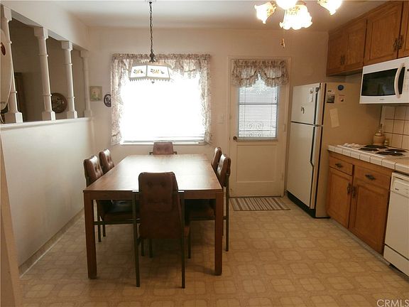 5th image of 5328 Knoxville Ave