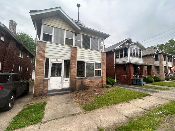 2628 Woodlawn Ave FLOOR 2