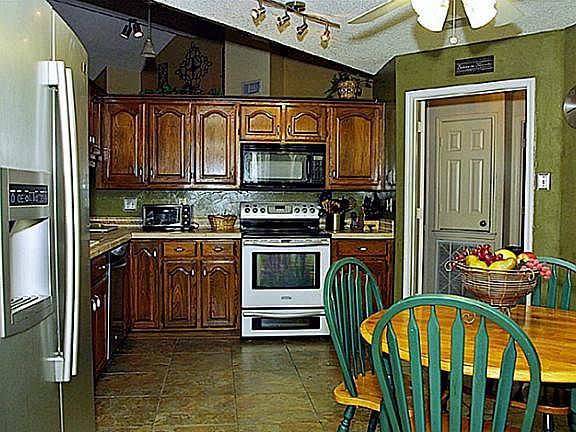 5th image of 2904 Sierra Dr