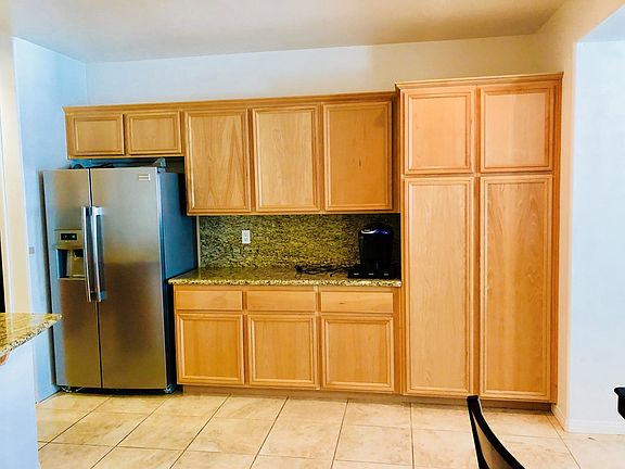 Free Fridge pictured here with lease starting 6.20.2018- Kit