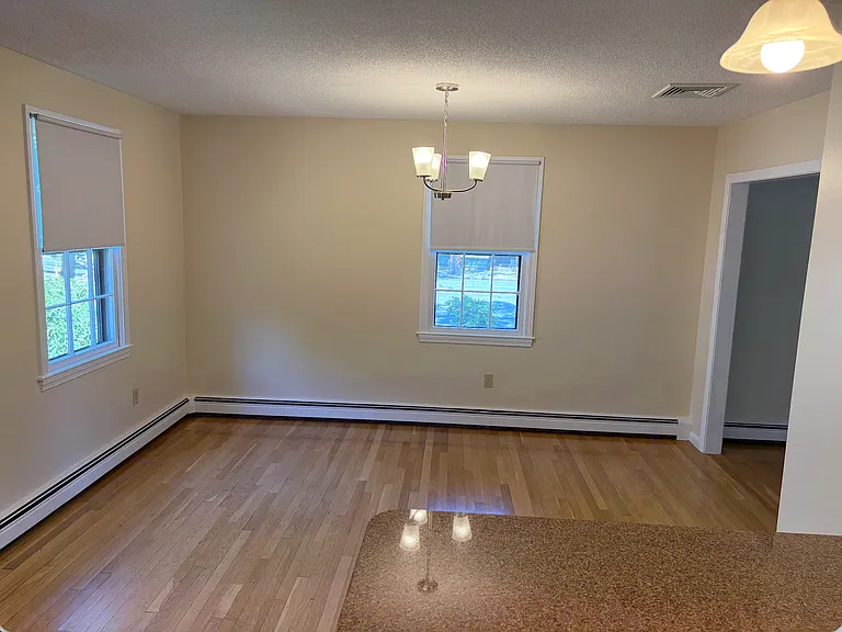 7 Oak St #5 — Photo 35