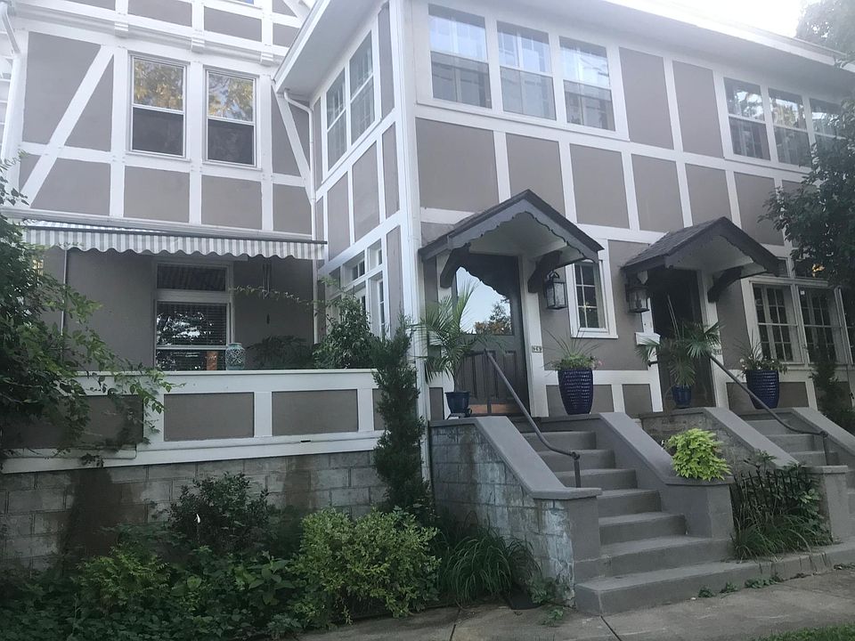 1st image of 967 Marion Ave #967