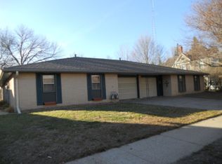 830-840 5th Ave, Windom, MN 56101