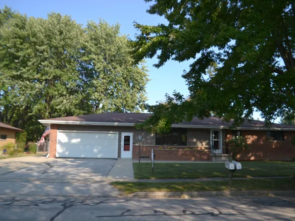 118 W Whittemore St, Auburn, MI 48611