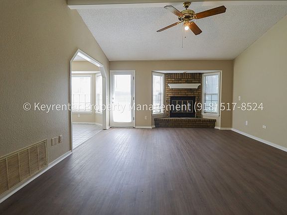 5th image of 1541 S 137th East Ave