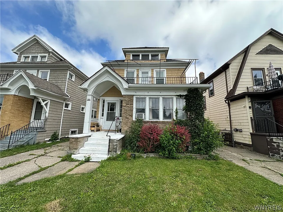 394 Taunton Pl #2