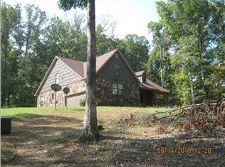 1054 County Line Rd, Rock spring, GA 30739