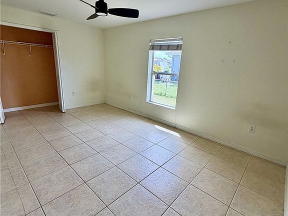 5th image of 1019 Angelo Ave