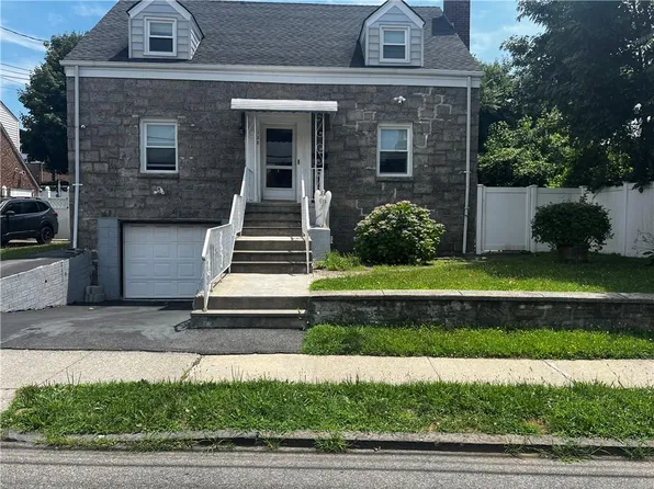 128 Hyatt Avenue, Yonkers, NY 10704