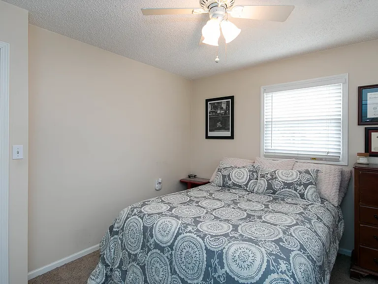 430 Vattier St — Photo 7