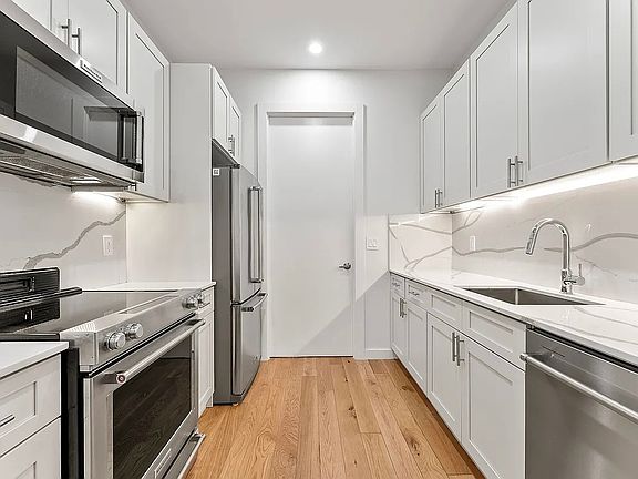 2nd image of 820 Marcy Ave #1F