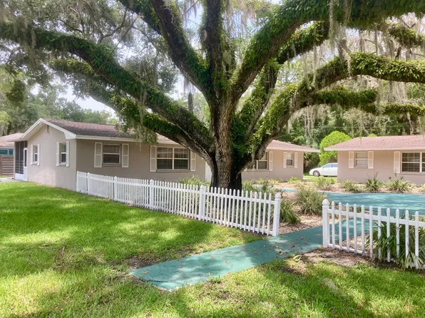 2 Bedroom, 1.5 Bath, With Lanai, 115 NW Crystal St APT 1, Crystal River, FL 34428