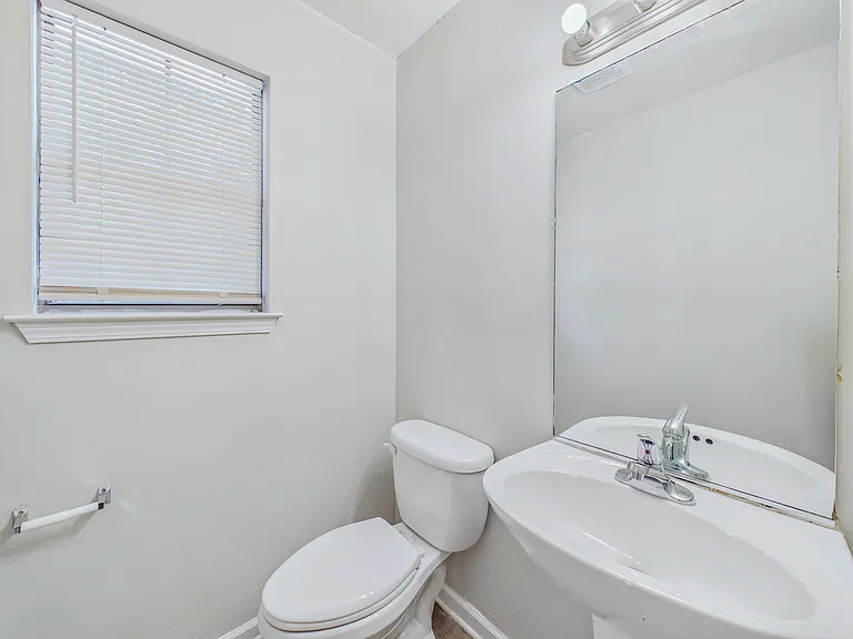 11600 Shady Ridge Dr-16_06112026